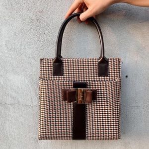 Salvatore Ferragamo Houndstooth Handbag Bag
#salvatoreferragamo